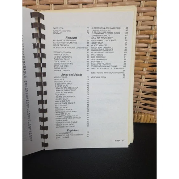 Archdale Wesleyan Church Cookbook Archdale, North Carolina 1994 Vintage - Picture 9 of 11